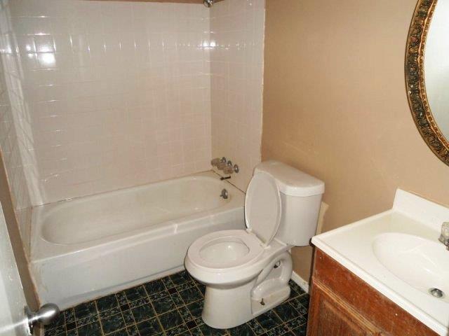 1801 Gingham Ct, Lithonia, GA 30058 photo 4