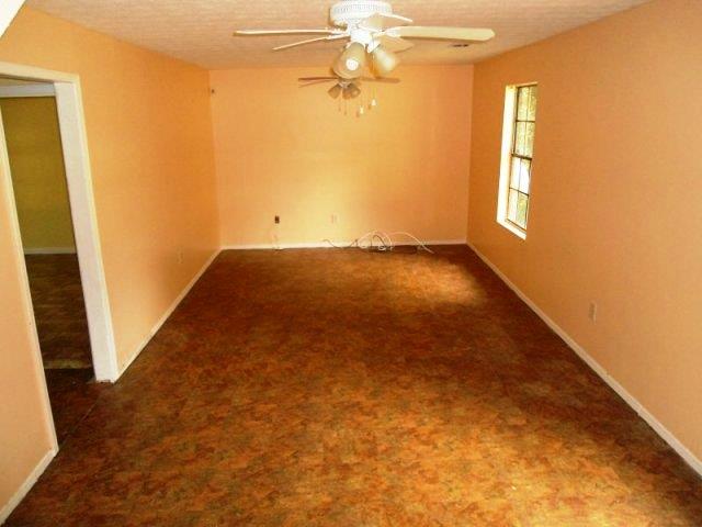 1801 Gingham Ct, Lithonia, GA 30058 photo 2