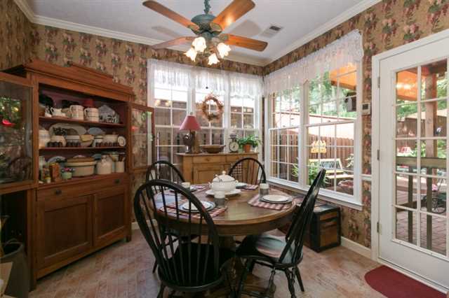 4564 Driftwater Rd, Duluth, GA 30096 photo 8