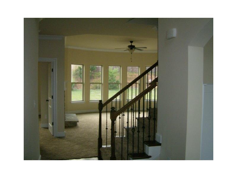 35 Hillside Oak Ln, Covington, GA 30016 photo 4