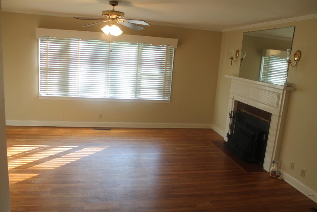 310 Cherokee Dr, Toccoa, GA 30577 photo 4