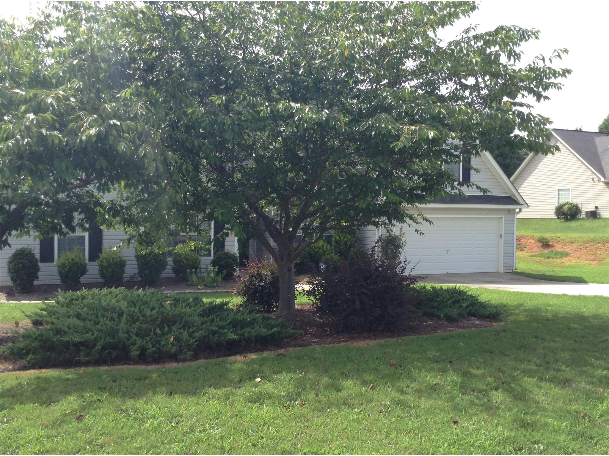 120 Hugh Dr, Covington, GA 30016 photo 2
