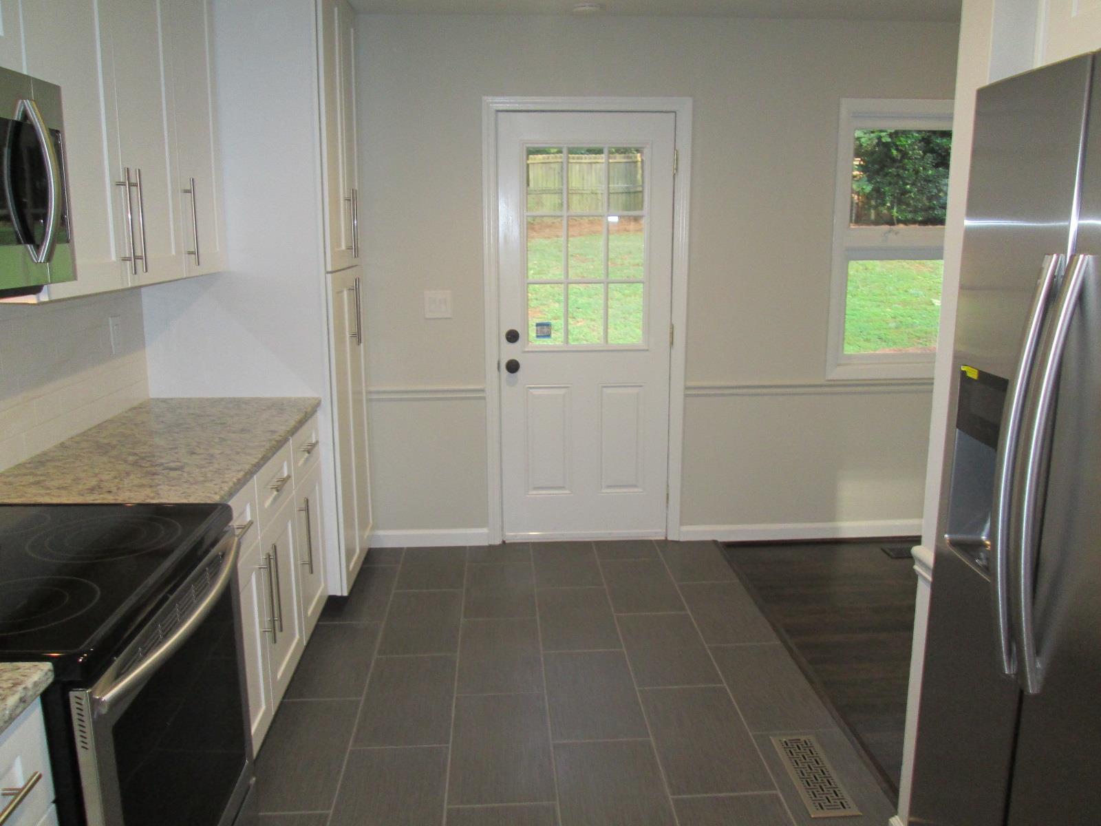 3832 Longview Dr, Atlanta, GA 30341 photo 12