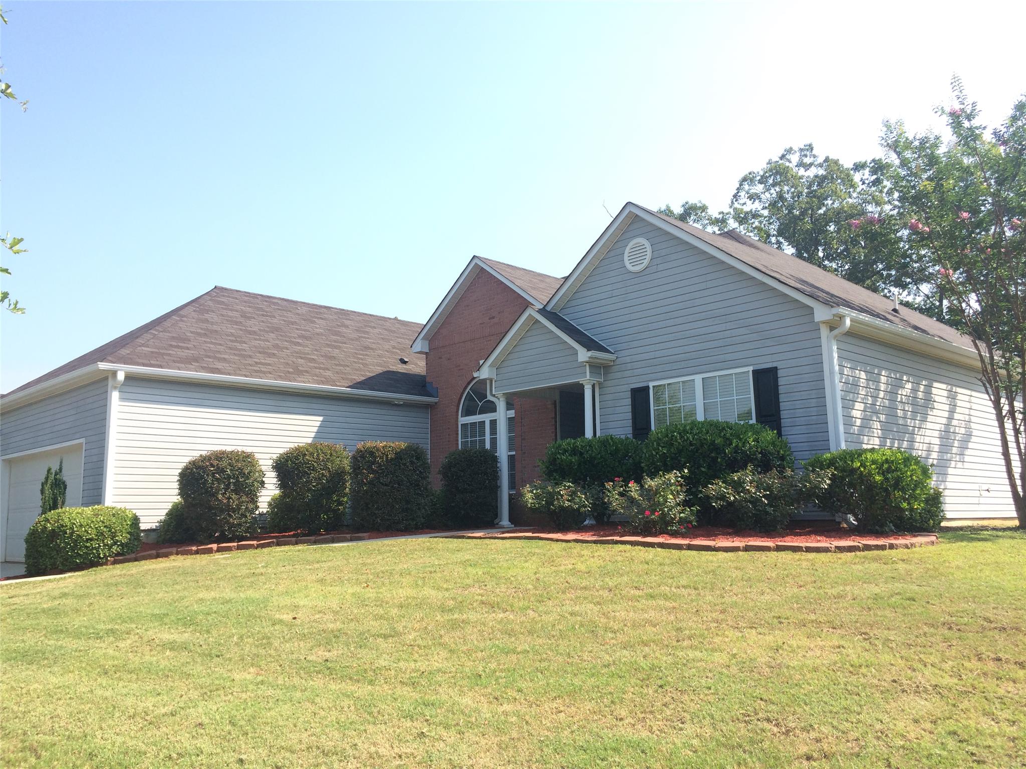 537 Carriage Dr, Bethlehem, GA 30620 photo 1