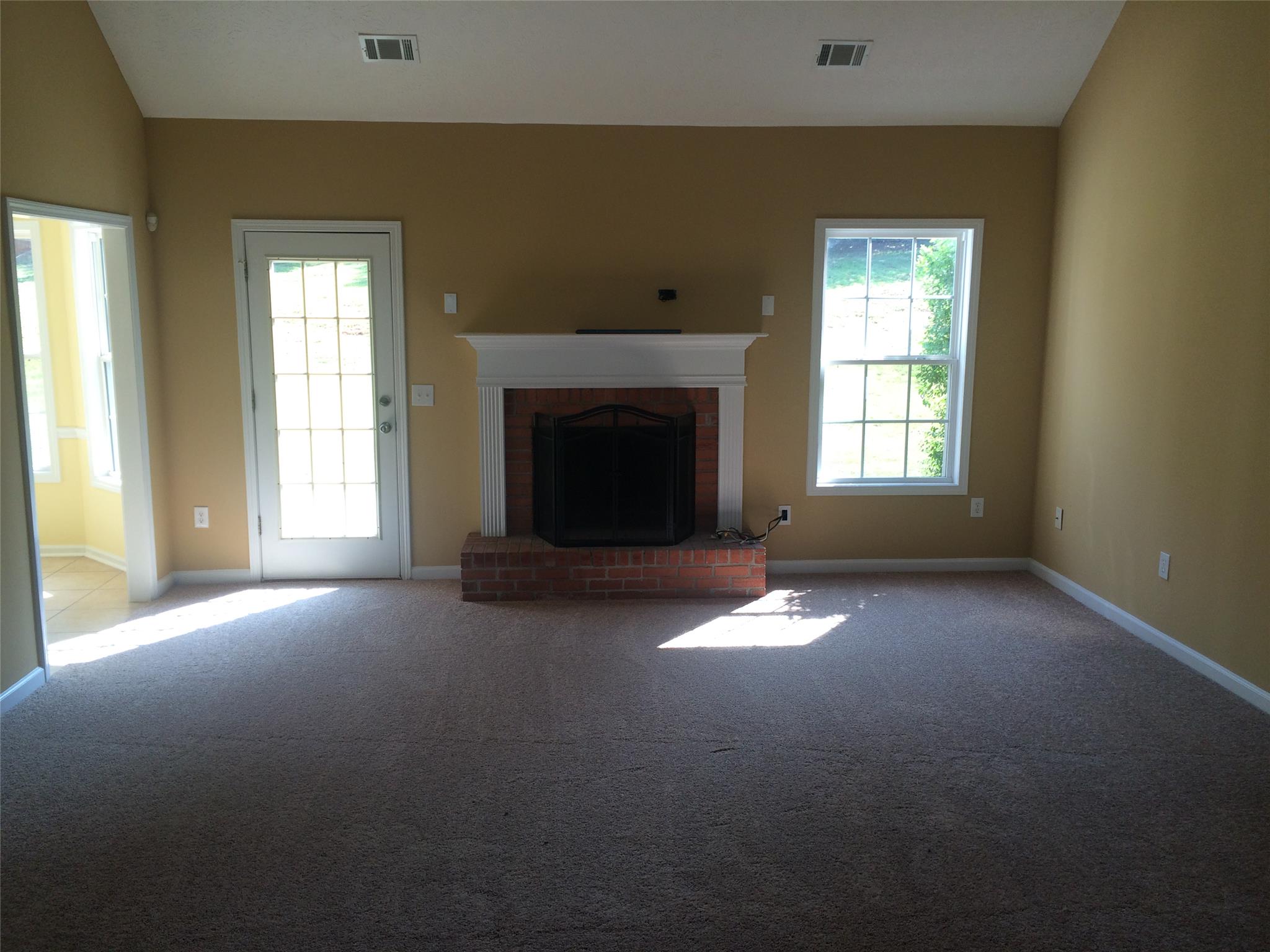 537 Carriage Dr, Bethlehem, GA 30620 photo 3