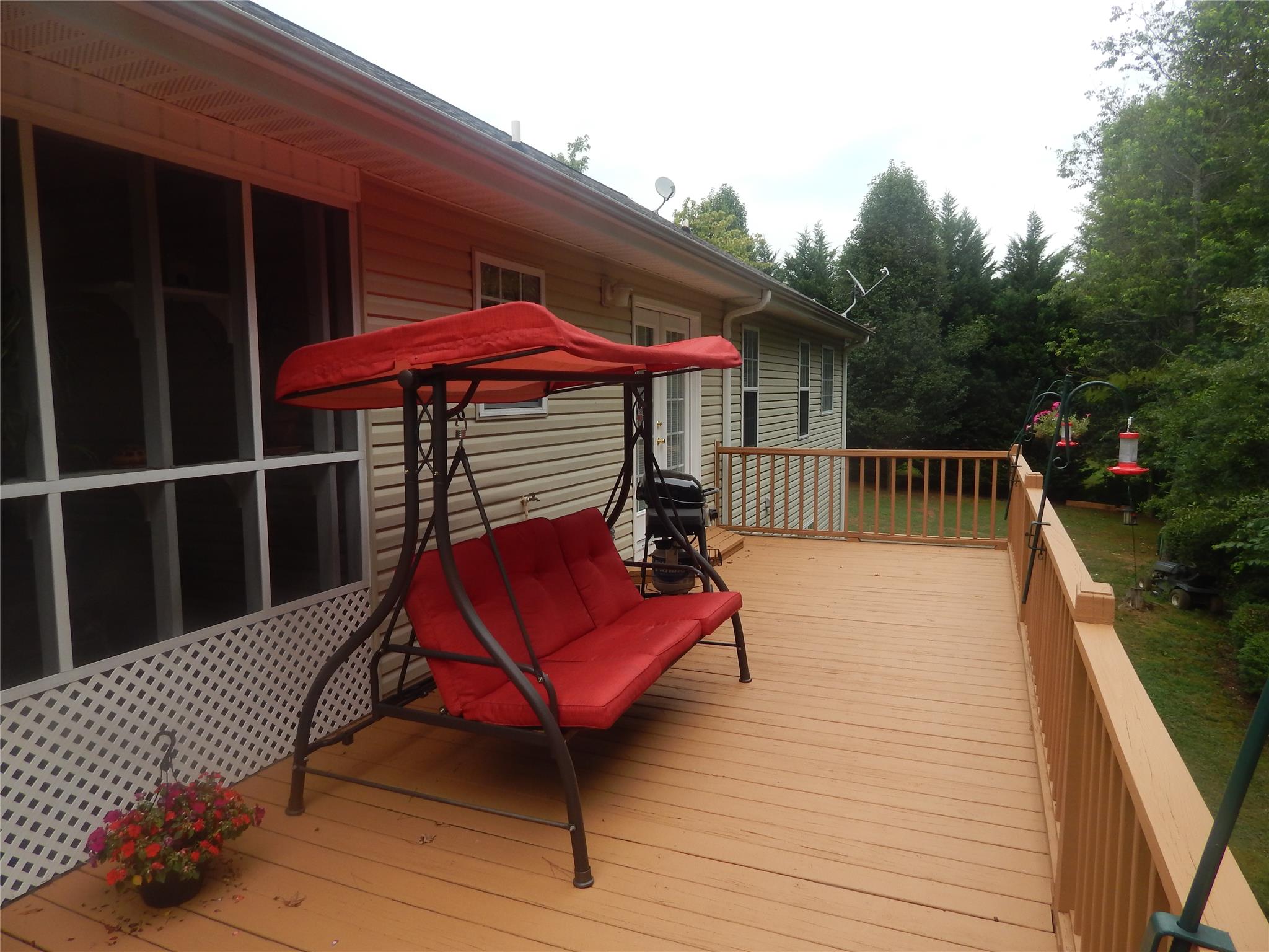 451 Stark St, Commerce, GA 30529 photo 4