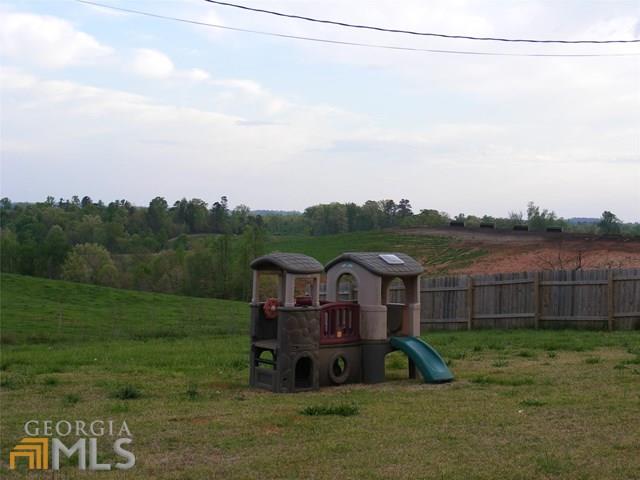 1064 Hayes Rd, Toccoa, GA 30577 photo 7