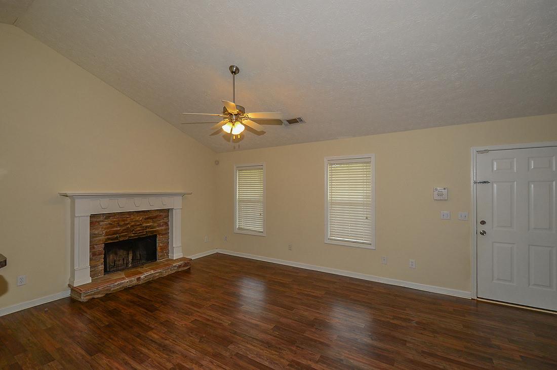 689 Meadow Spring Dr, Temple, GA 30179 photo 9