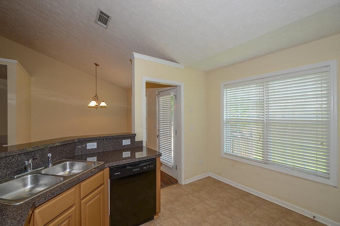 689 Meadow Spring Dr, Temple, GA 30179 photo 8