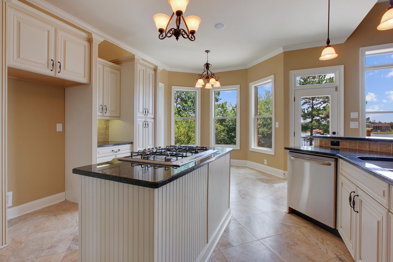 2413 Lake Erma Dr, Hampton, GA 30228 photo 10