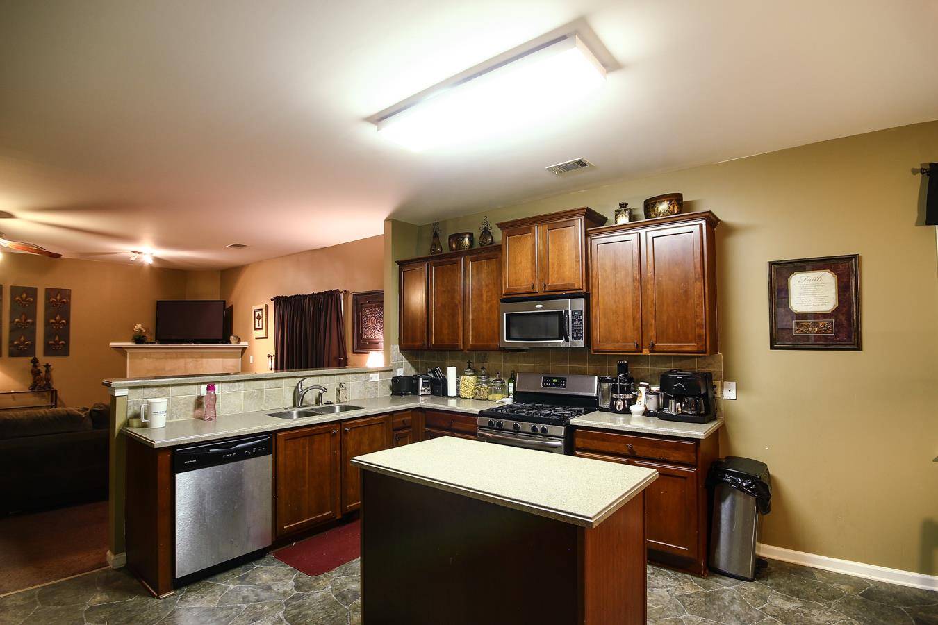 125 Rosemoore Dr, Covington, GA 30014 photo 11
