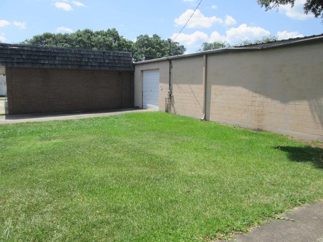 415 W Wall St, Griffin, GA 30223 photo 3