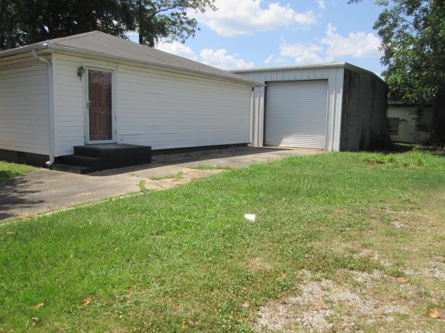415 W Wall St, Griffin, GA 30223 photo 6