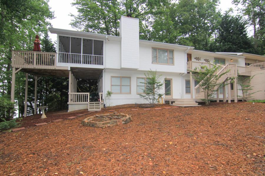 8940 Fields Way, Gainesville, GA 30506 photo 2