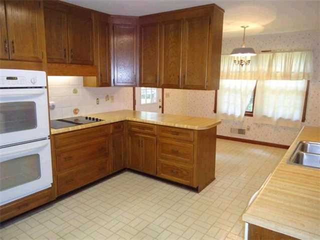 3309 E Whippoorwill Dr, Duluth, GA 30096 photo 2