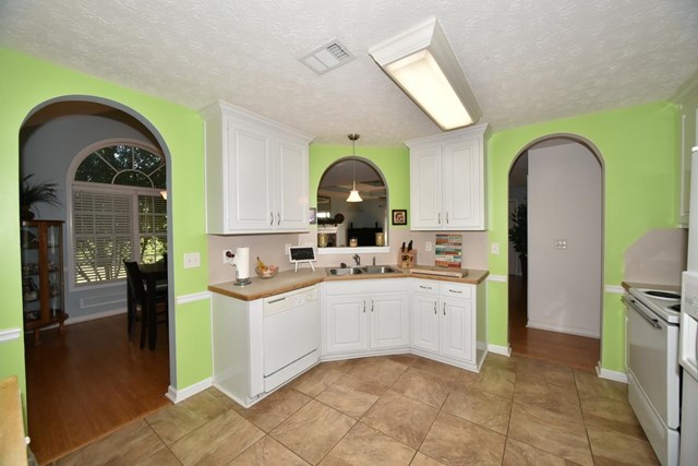 407 Arrowhatchee Dr, Winder, GA 30680 photo 10
