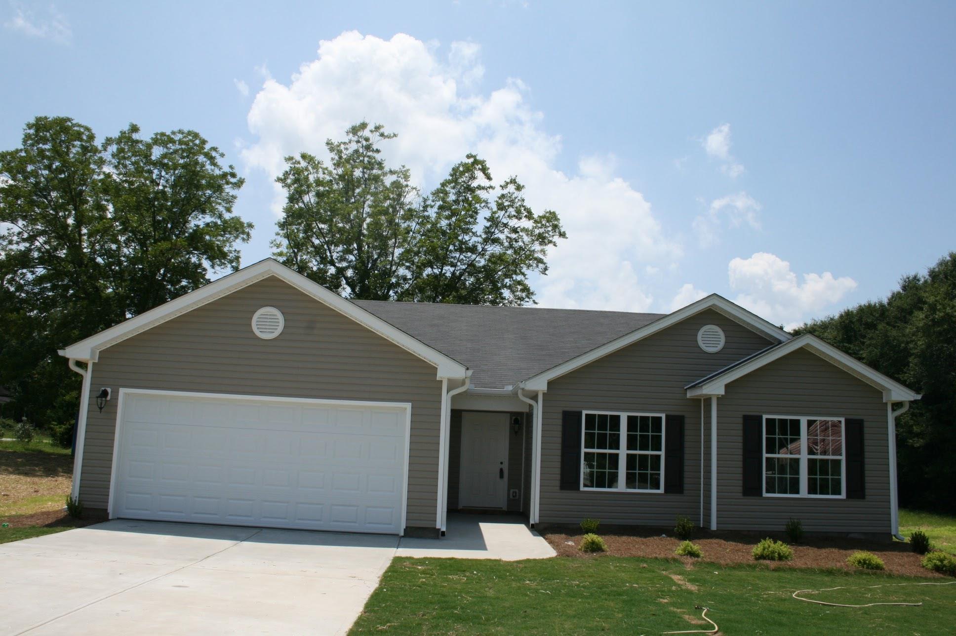 26 Alexander St, Winder, GA 30680 photo 1