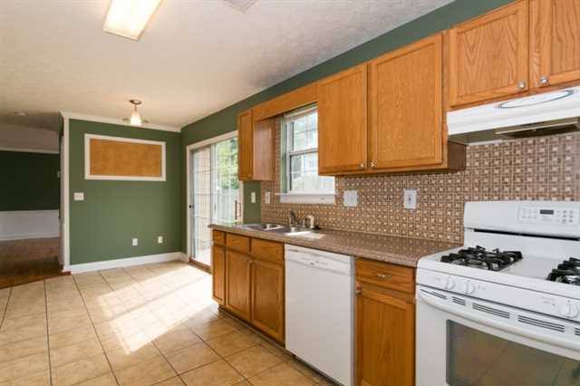 3482 Park Bluff Way, Duluth, GA 30096 photo 10
