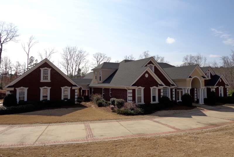 209 Equestrian Dr, Forsyth, GA 31029 photo 1