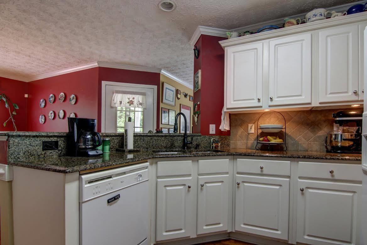 95 Rose Walk Dr, Covington, GA 30016 photo 6