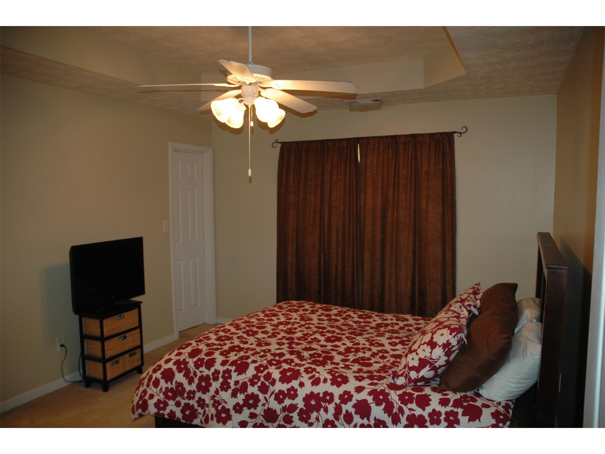204 Creekside Dr, Lagrange, GA 30240 photo 12