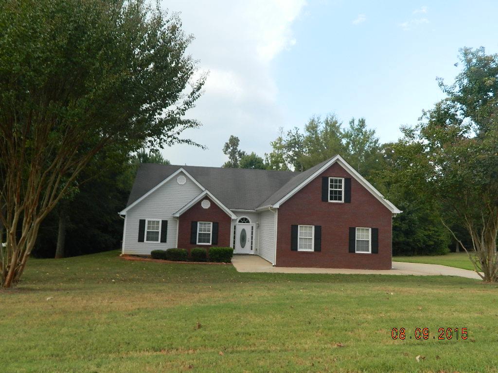 35 Avery Dr, Covington, GA 30016 photo 2