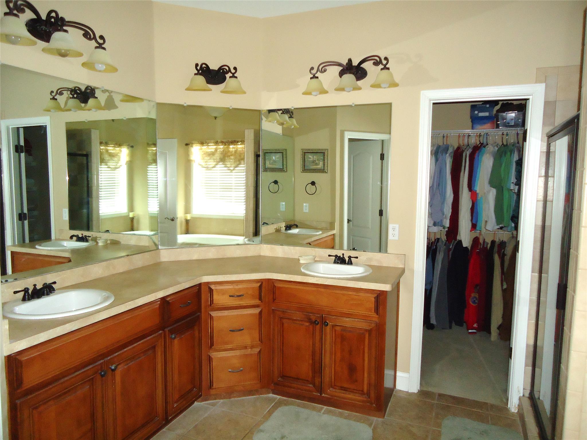 209 Hummingbird Ct, Hampton, GA 30228 photo 11