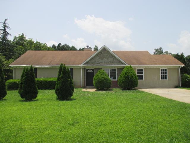 105 White Oak Dr, Covington, GA 30016 photo 1