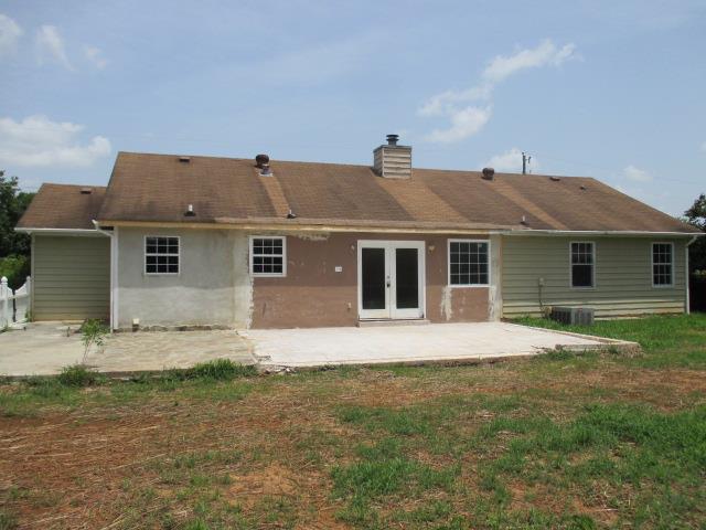 105 White Oak Dr, Covington, GA 30016 photo 3