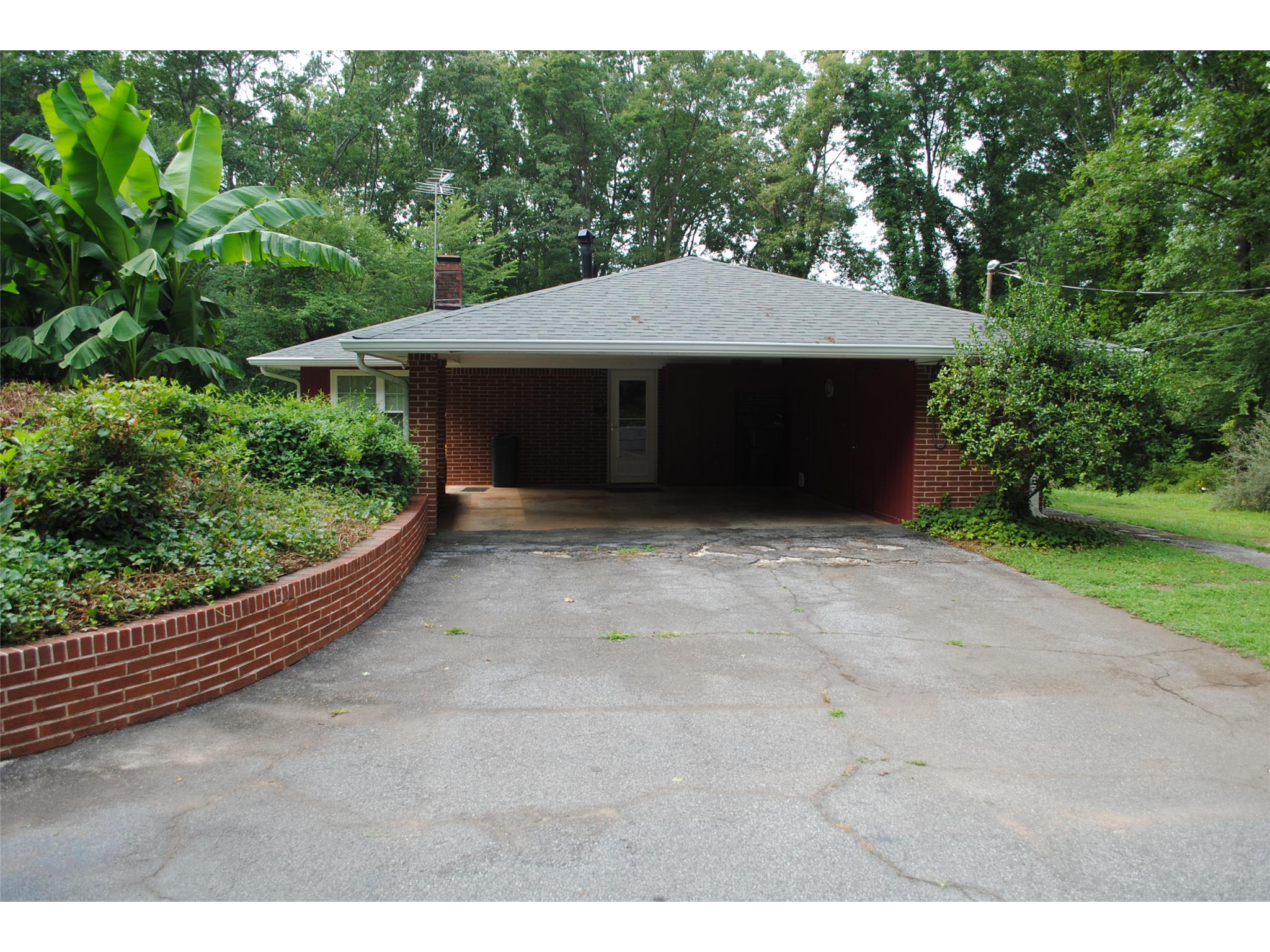 6034 Phillips Dr, Morrow, GA 30260 photo 13