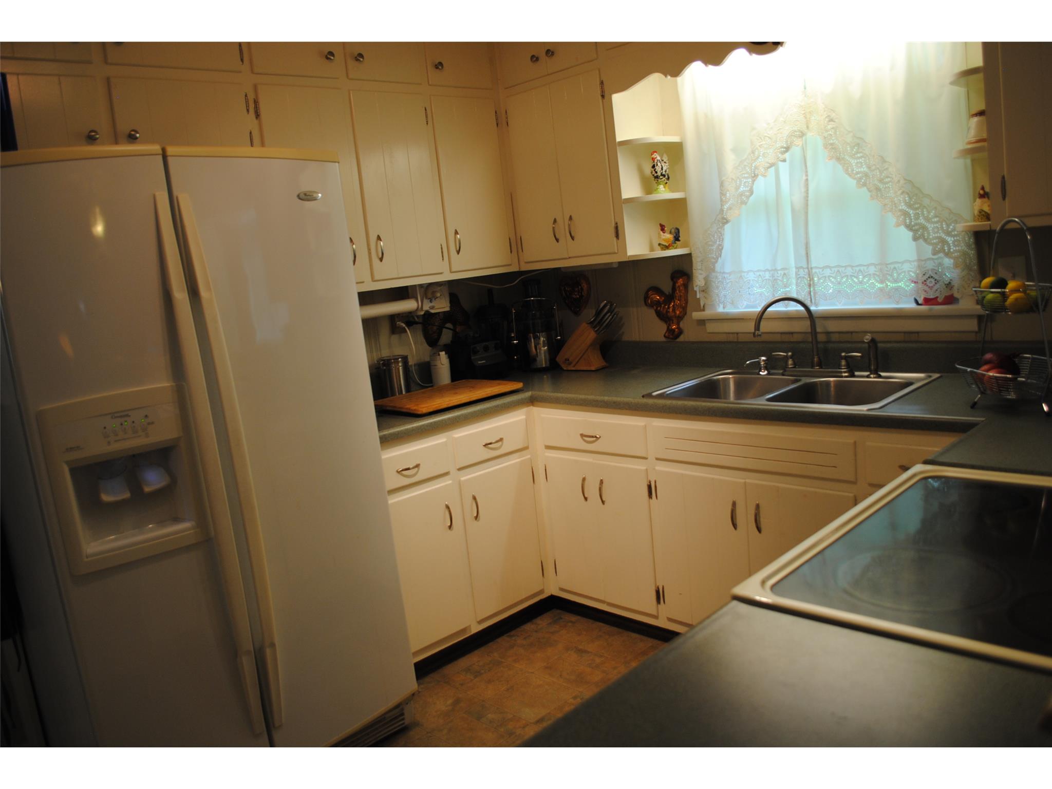 6034 Phillips Dr, Morrow, GA 30260 photo 6