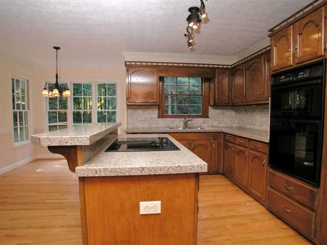 3180 Willow Green Ct, Duluth, GA 30096 photo 11