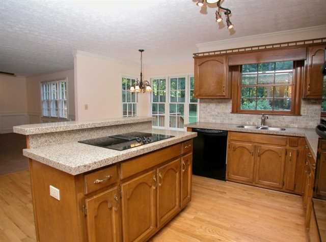 3180 Willow Green Ct, Duluth, GA 30096 photo 12