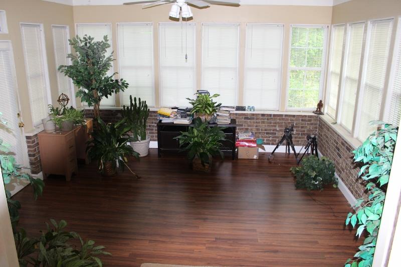 208 Merry Brook Dr, Lagrange, GA 30241 photo 9