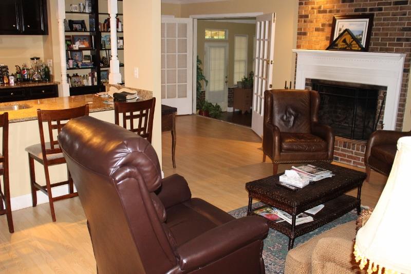 208 Merry Brook Dr, Lagrange, GA 30241 photo 6