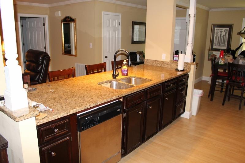208 Merry Brook Dr, Lagrange, GA 30241 photo 3