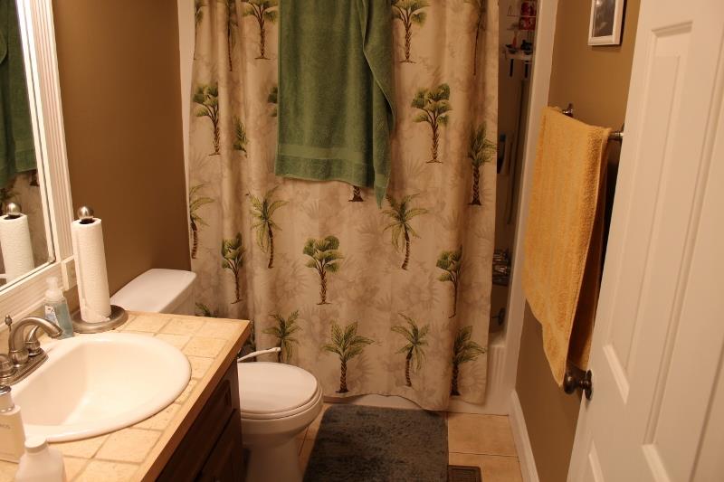 208 Merry Brook Dr, Lagrange, GA 30241 photo 12