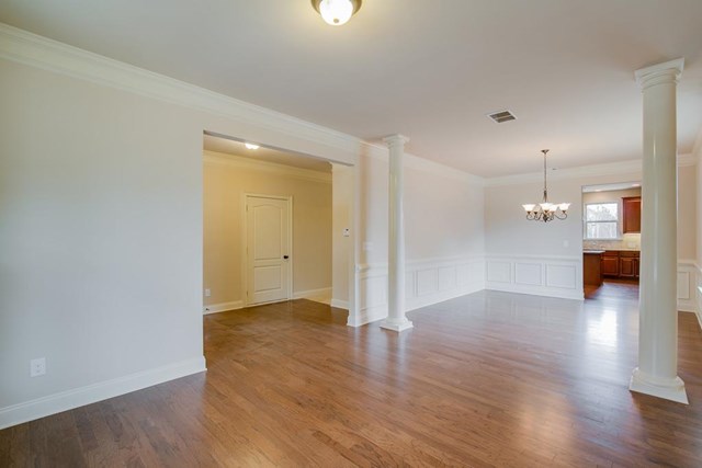 440 Espy St, Buford, GA 30518 photo 4