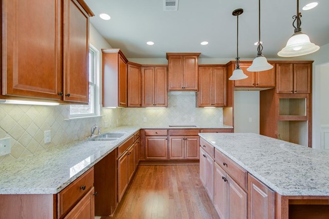 440 Espy St, Buford, GA 30518 photo 8