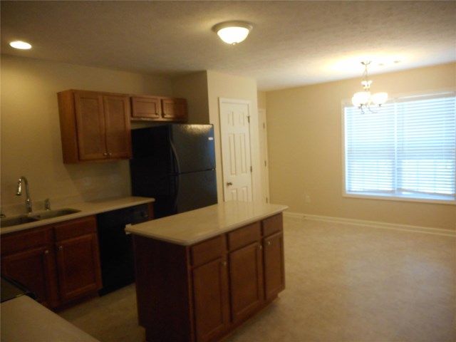 480 S Page St, Lagrange, GA 30241 photo 5