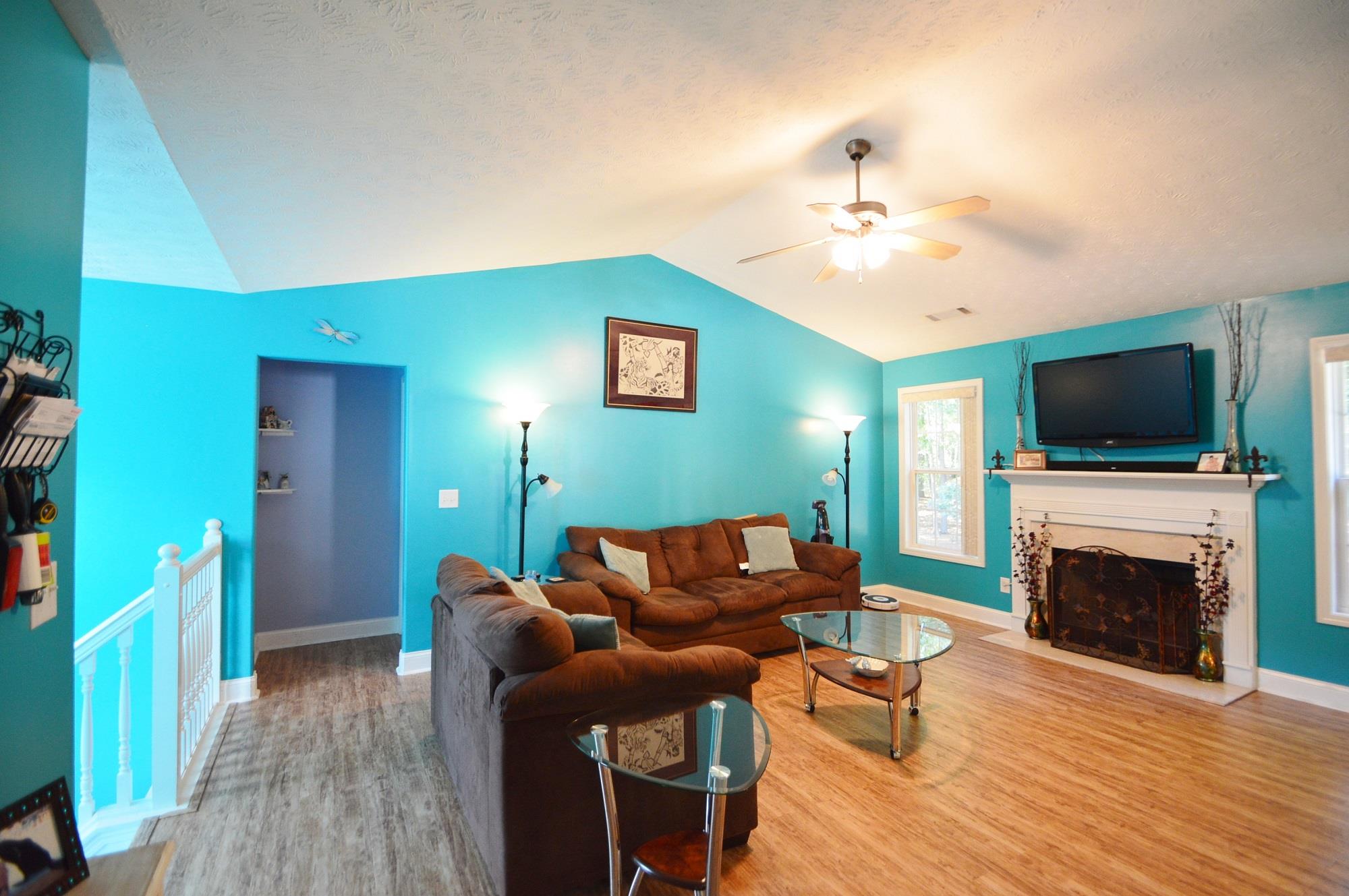 557 Kristin Ln, Winder, GA 30680 photo 4