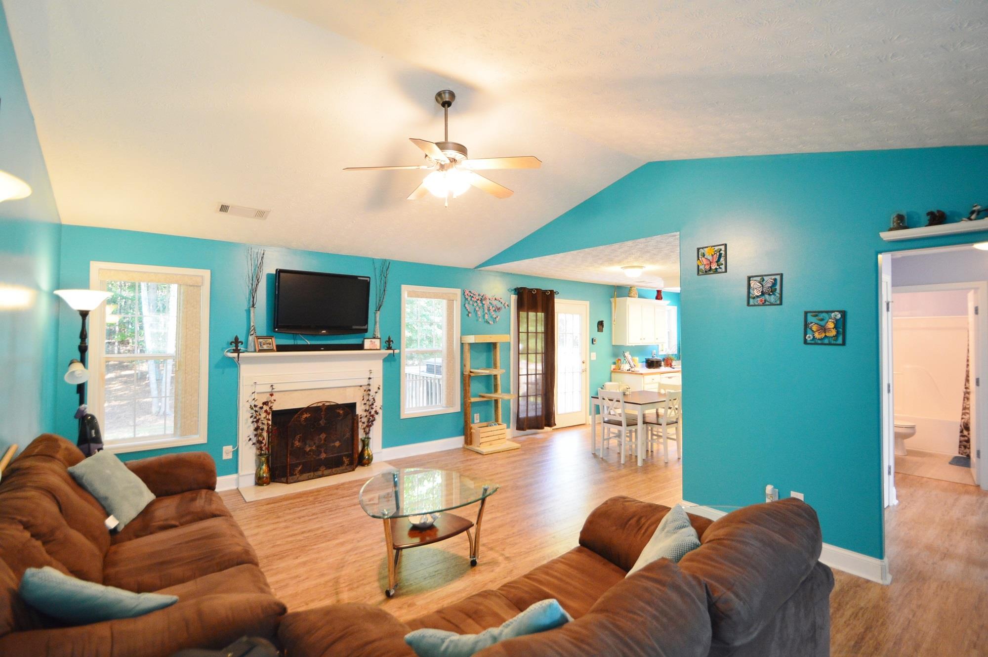 557 Kristin Ln, Winder, GA 30680 photo 5