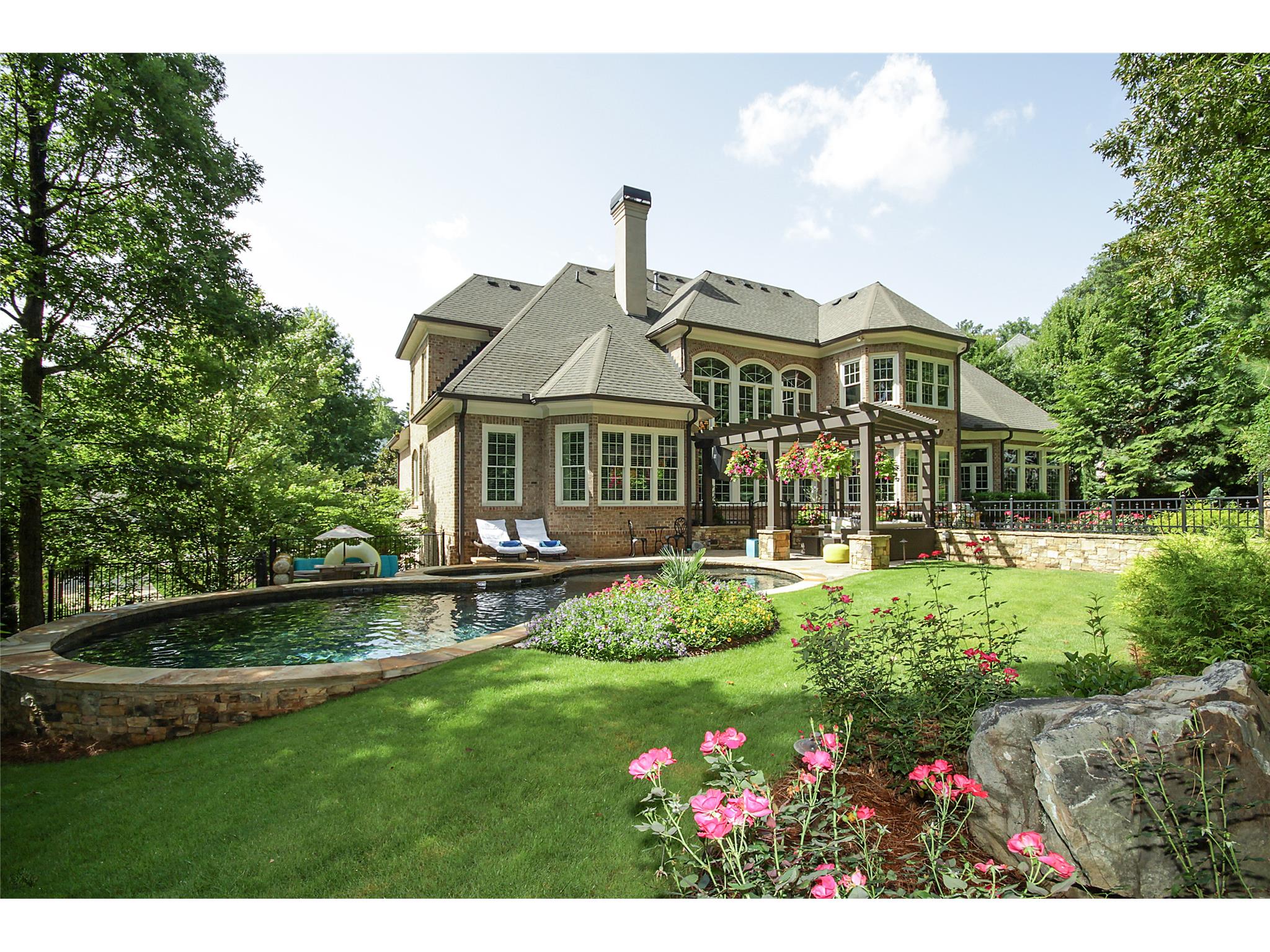2853 Thurleston Ln, Duluth, GA 30097 photo 1