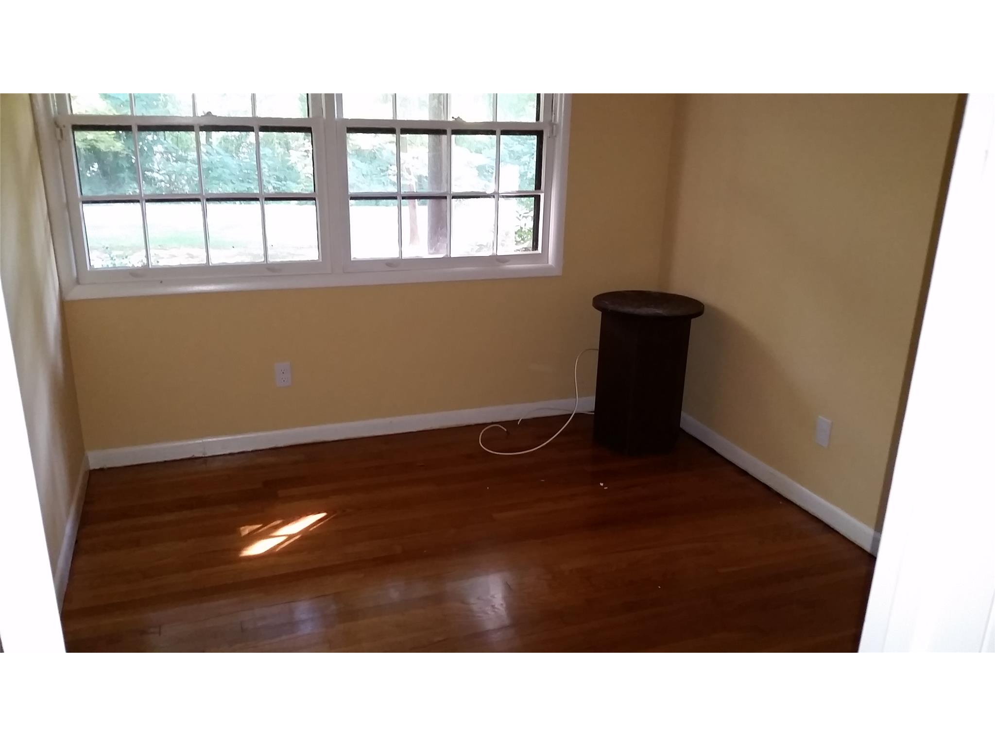 209 Pine St, Barnesville, GA 30204 photo 12
