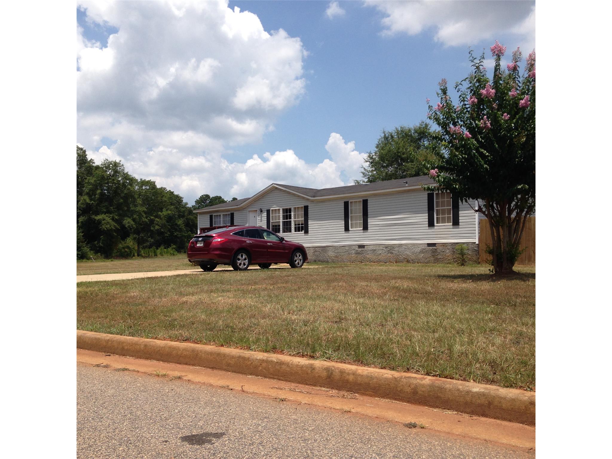 131 Emerald Blvd, Byron, GA 31008 photo 2
