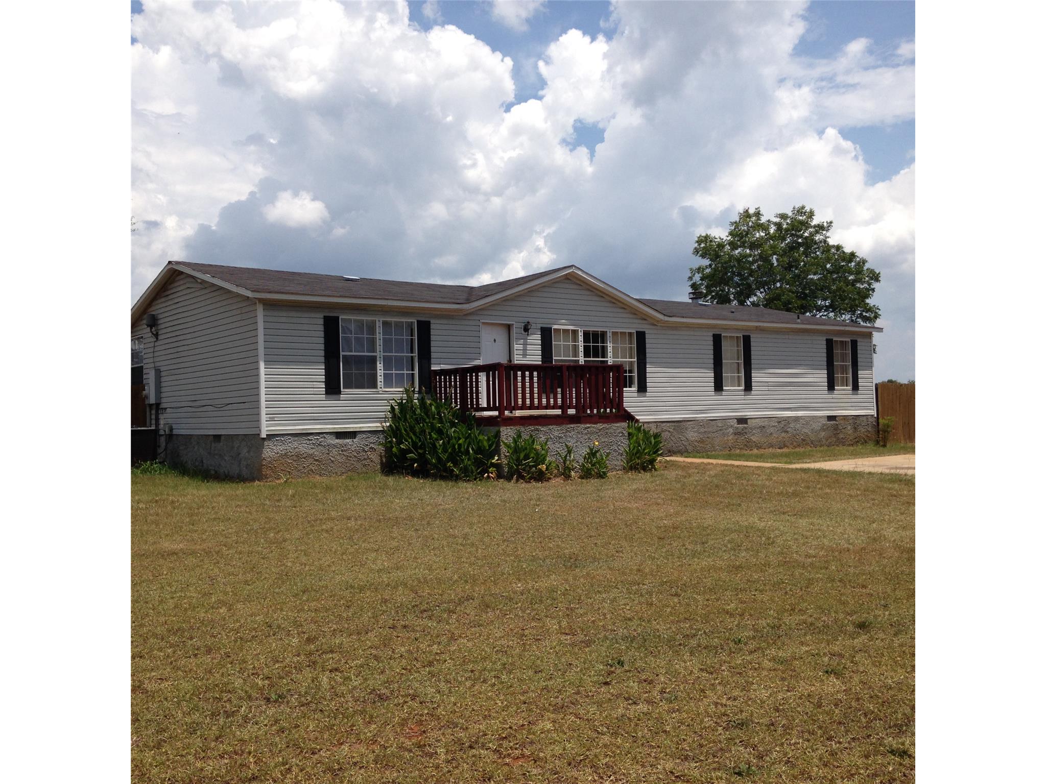 131 Emerald Blvd, Byron, GA 31008 photo 1