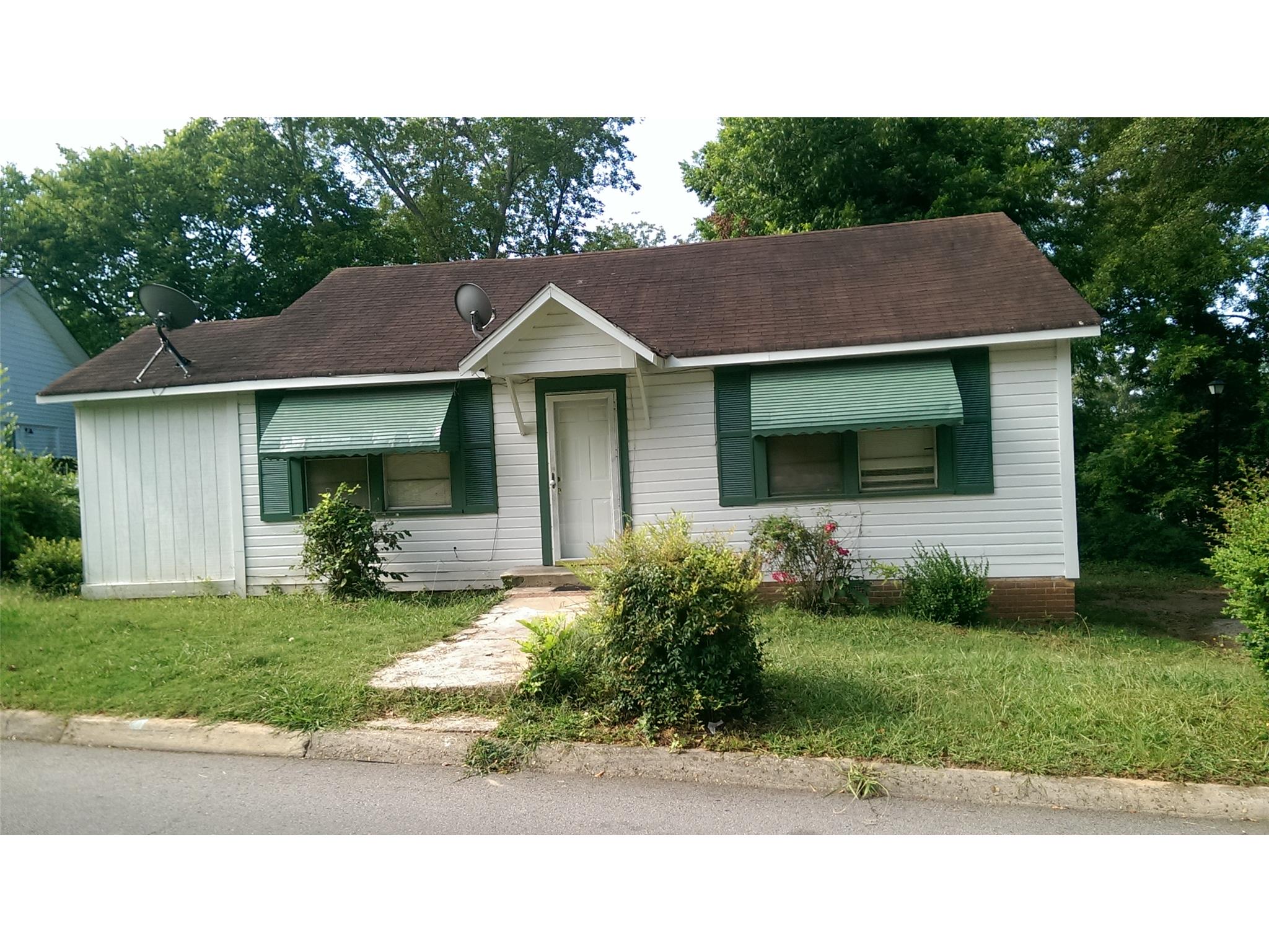 203 Jackson St, Lagrange, GA 30240 photo 1