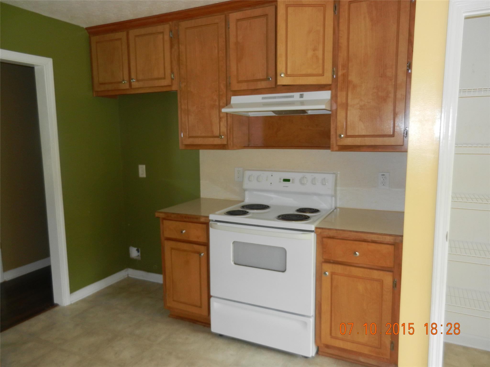115 Clover Valley Dr, Covington, GA 30016 photo 8