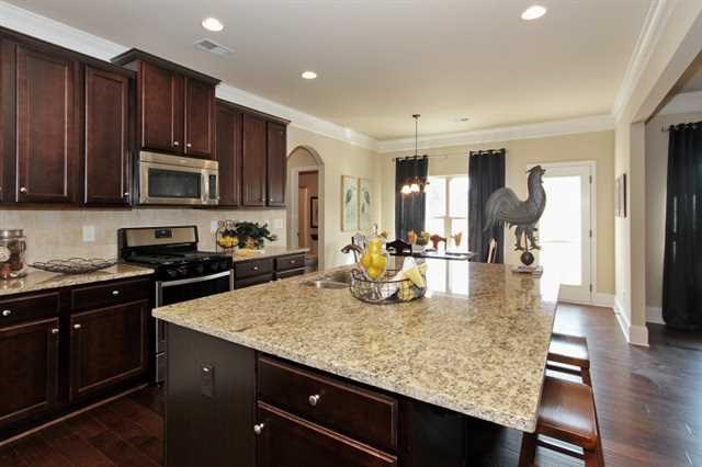 148 Belgian Ct, Hampton, GA 30228 photo 8