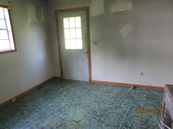 638 Pulliam St, Elberton, GA 30635 photo 3